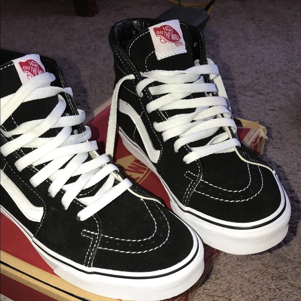 Sk8-Hi Vans